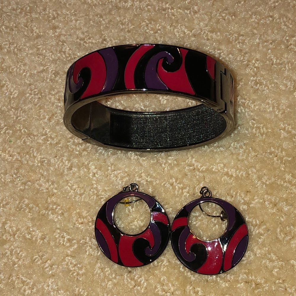 Jewelry earrings & cuff bracelet set